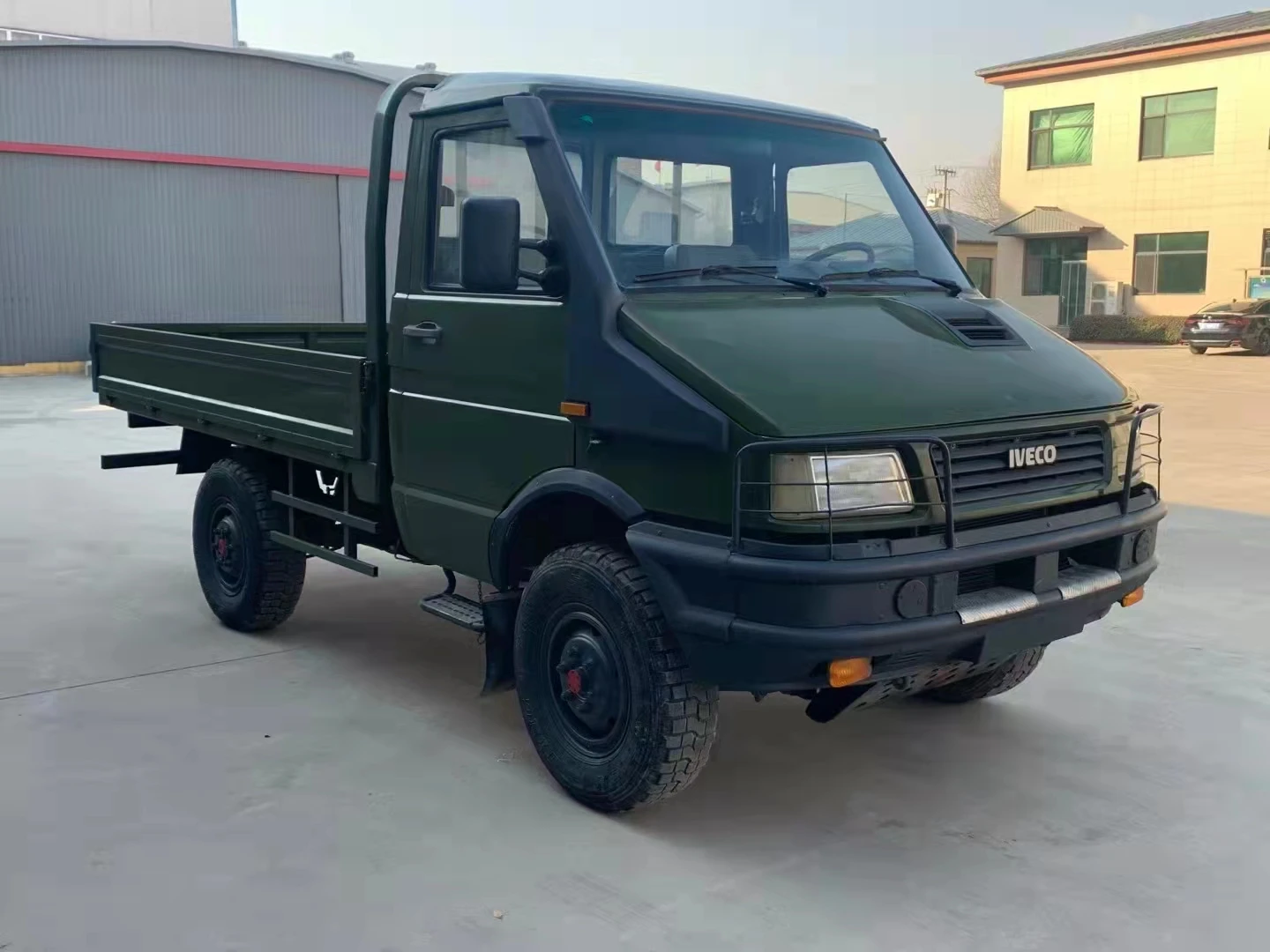 Хорошо используемый маленький грузовик Sinotruck Howo 4x4