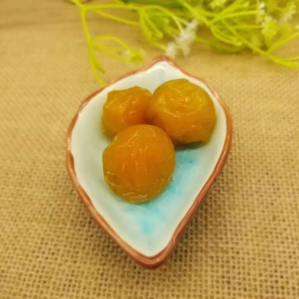 Honey Yellow Preserved Plum Dry and Syrup Processed Elegant Style