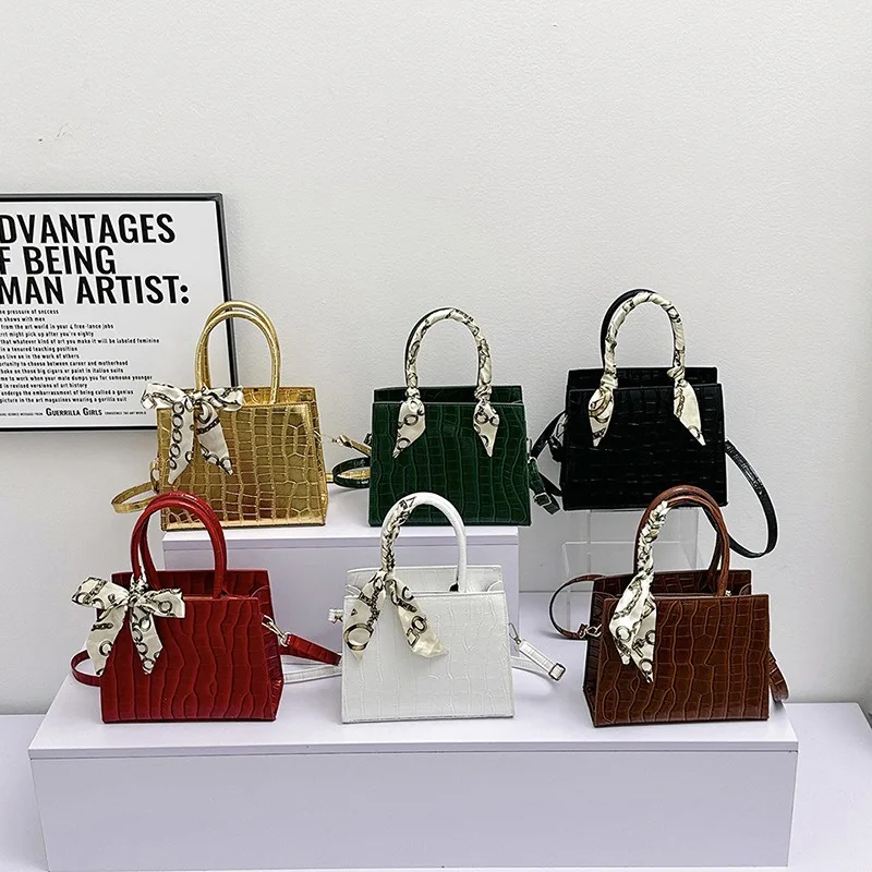 Wholesale fashion small bags ladies with litchi pattern designer handbags famous brands