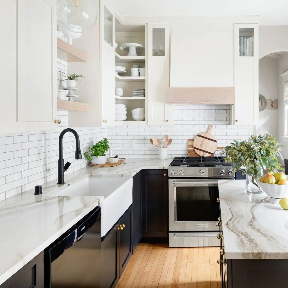 CBMmart kitchen cabinets classical style kitchen sinks wood bathroom vanities bathroom accessories