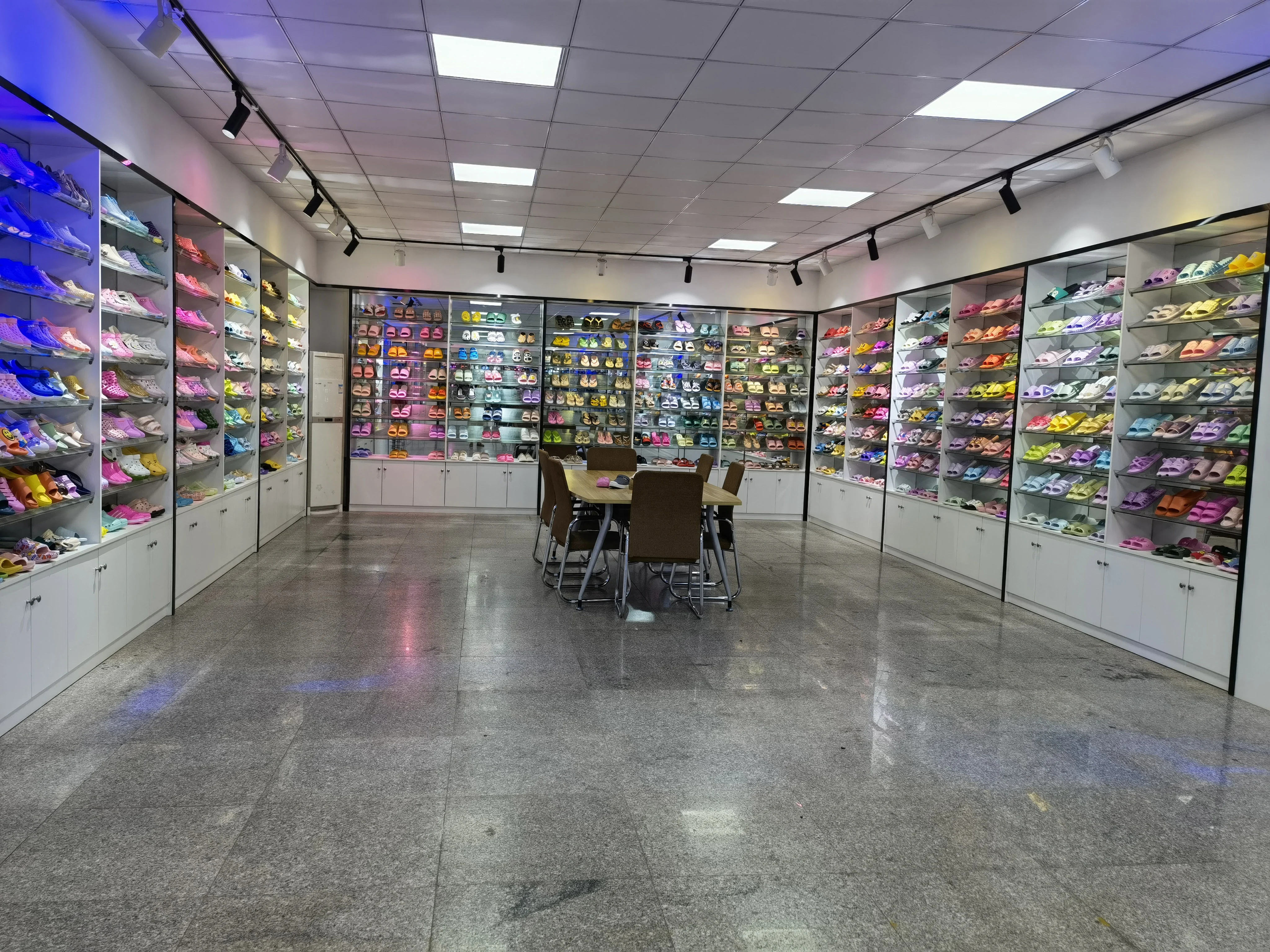 KT-618 Rotary PVC Slipper Machine Shoes Production Line