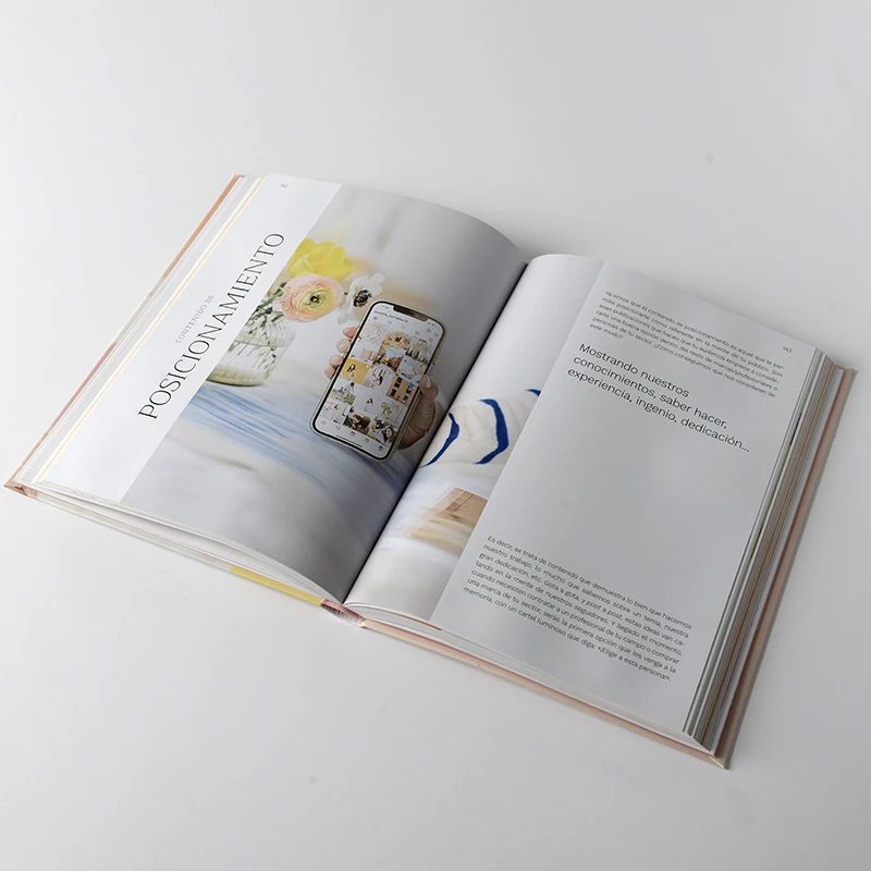 High quality hardcover cookbook new recipe book magazine printing China
