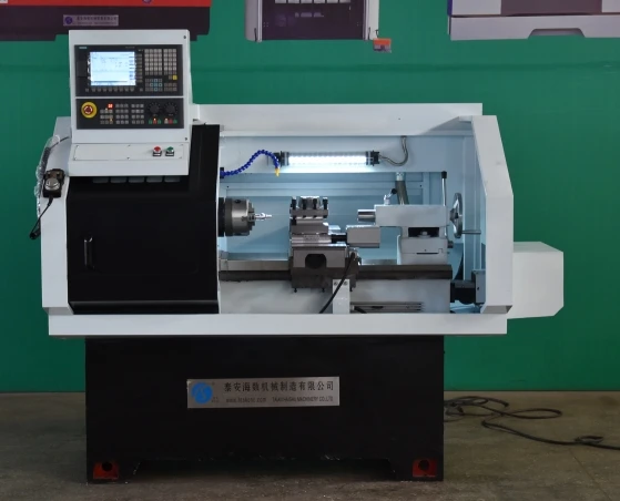 High Precision Lathe Machine Torno With CNC Controller CK0660A