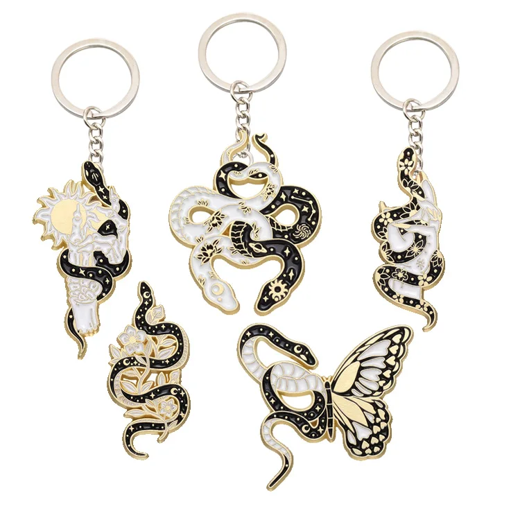 Wholesale Factory Black And White Snake Shaped Enamel Keychain Llavero Custom Butterfly Moon Statue Of Liberty Keychains
