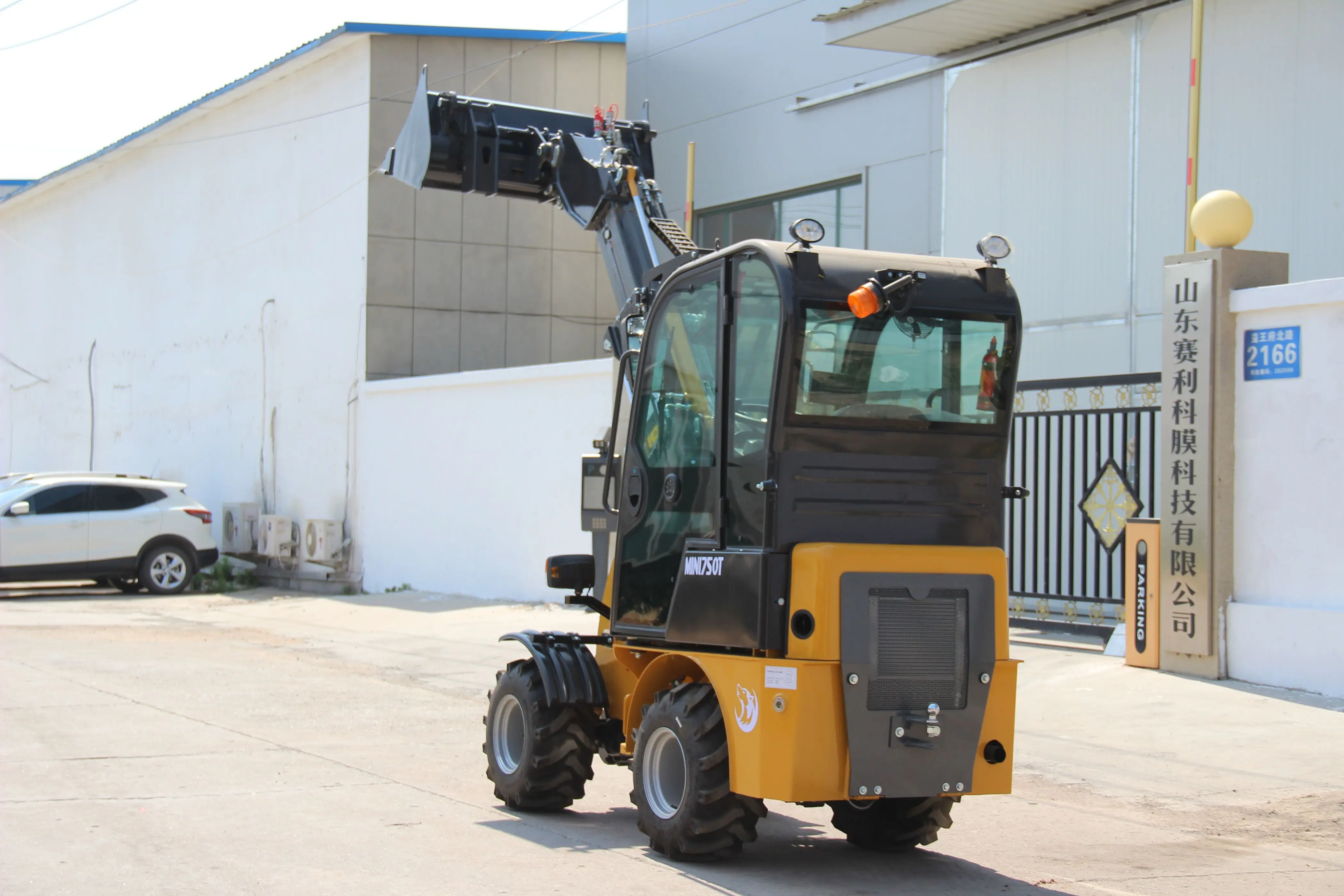 WOLF top quality E5/EPA diesel mini telescopic boom shovel loader