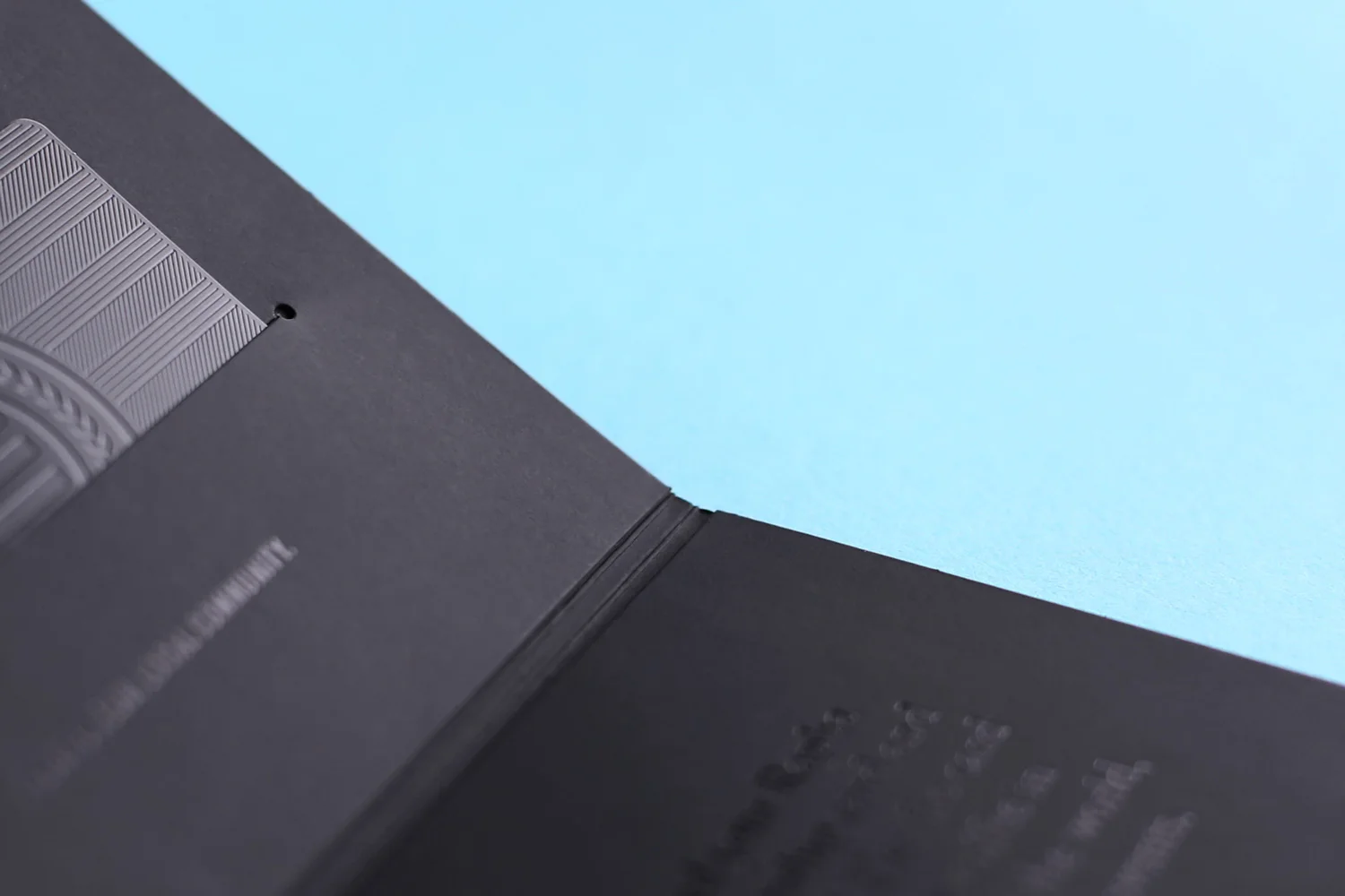 Custom Logo Hot Stamping UV Hot Sale Black Vip Credit Card Membership Free Gift Card Box Envelope tear envelope gift box mailer