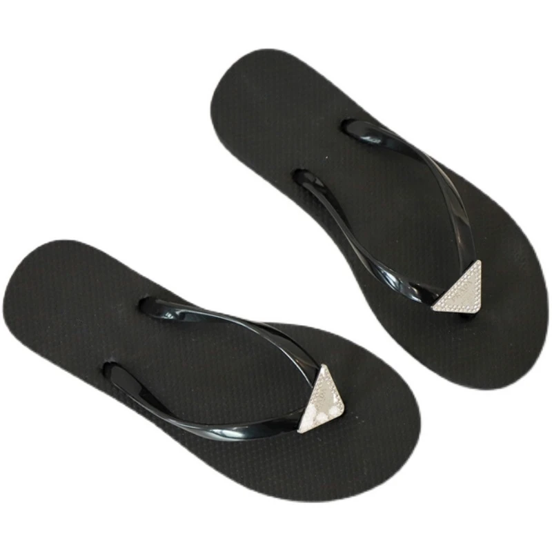 Factory Supply Ladies Flip Flops Women Shoes Fashion Customized Non-Slip Beach Flat Slippers