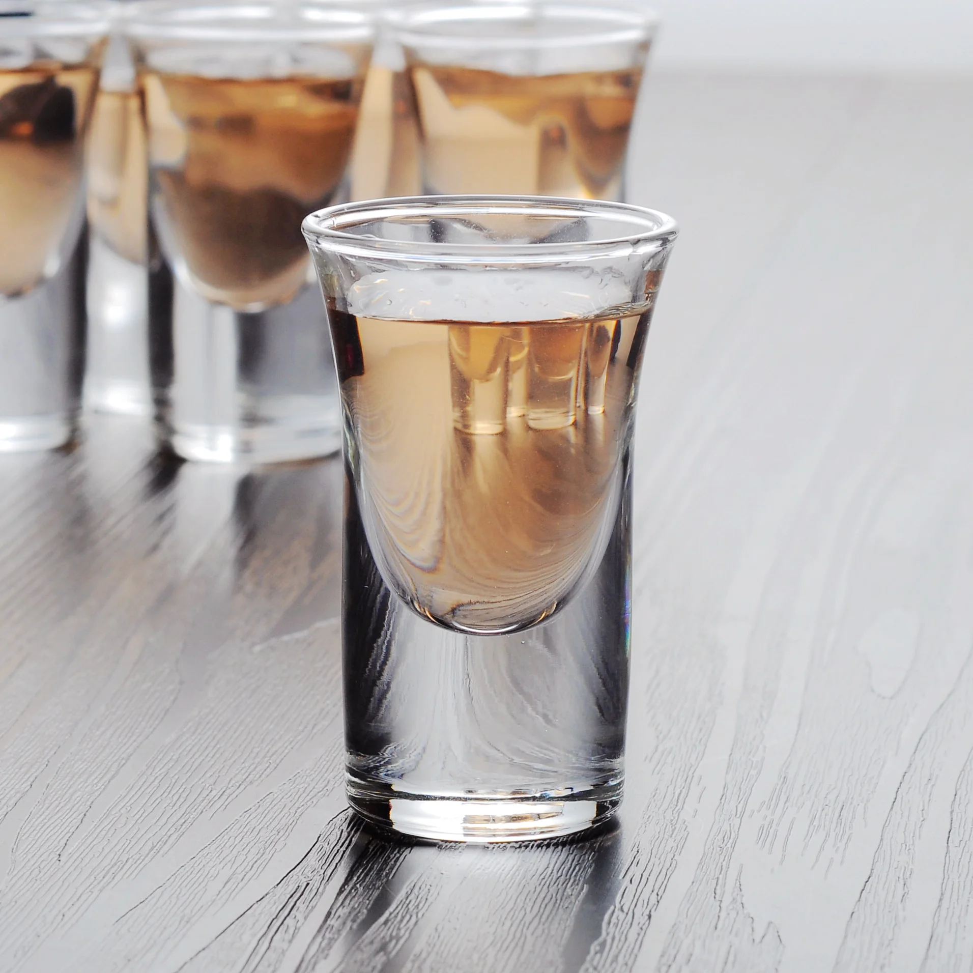 
Wholesales Customized Shot Glass Set of 6 Heavy Base Clear Shot Glass Great for Whisky Brandy Vodka Rum and Tequila Shot(0.9 OZ) 