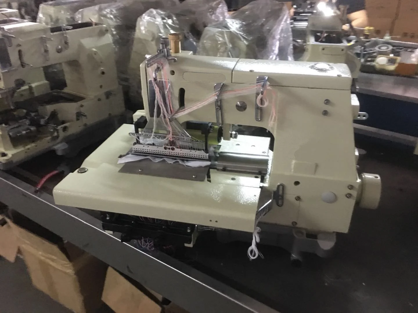ZY1433PQ Zoyer 33-needle Flat-bed Double Chain Stitch Shirring Sewing Machine Industrial