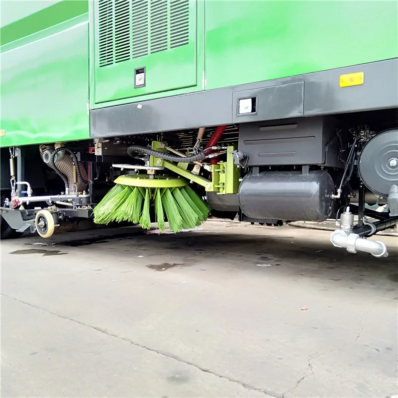 Вакуумная уборочная машина для уборки дорог от китайского производителя