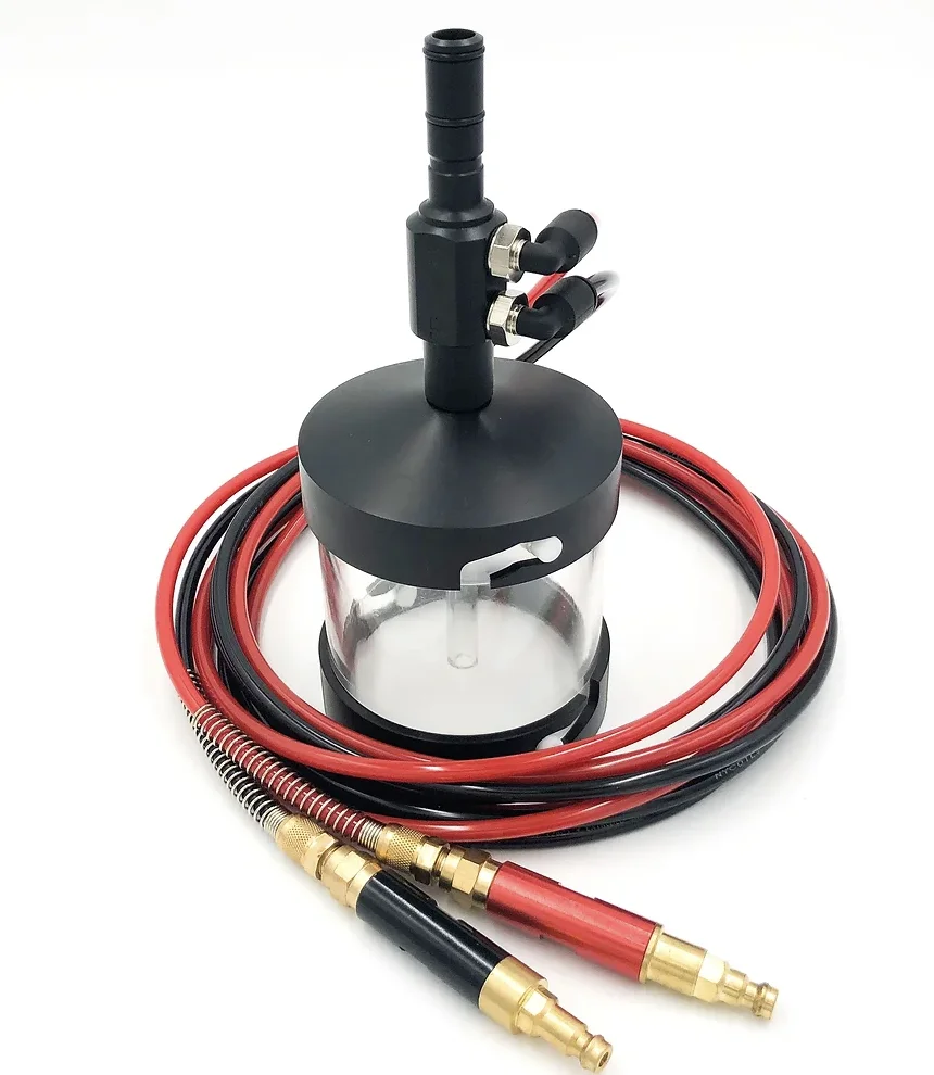 Небольшая чашка для порошка с воздушным шлангом и соединителем