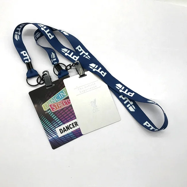 Лидер продаж 2022 индивидуальный пластиковый значок для Vip-пропуска на мероприятие из ПВХ с дыроколом