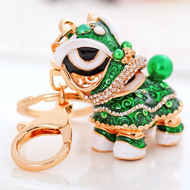 
Crystal Chinese Retro Kirin Dance Lion Key Chain Bag Charms Luxury Key Ring Holder Keychain Accessories for Women Gift 1122 