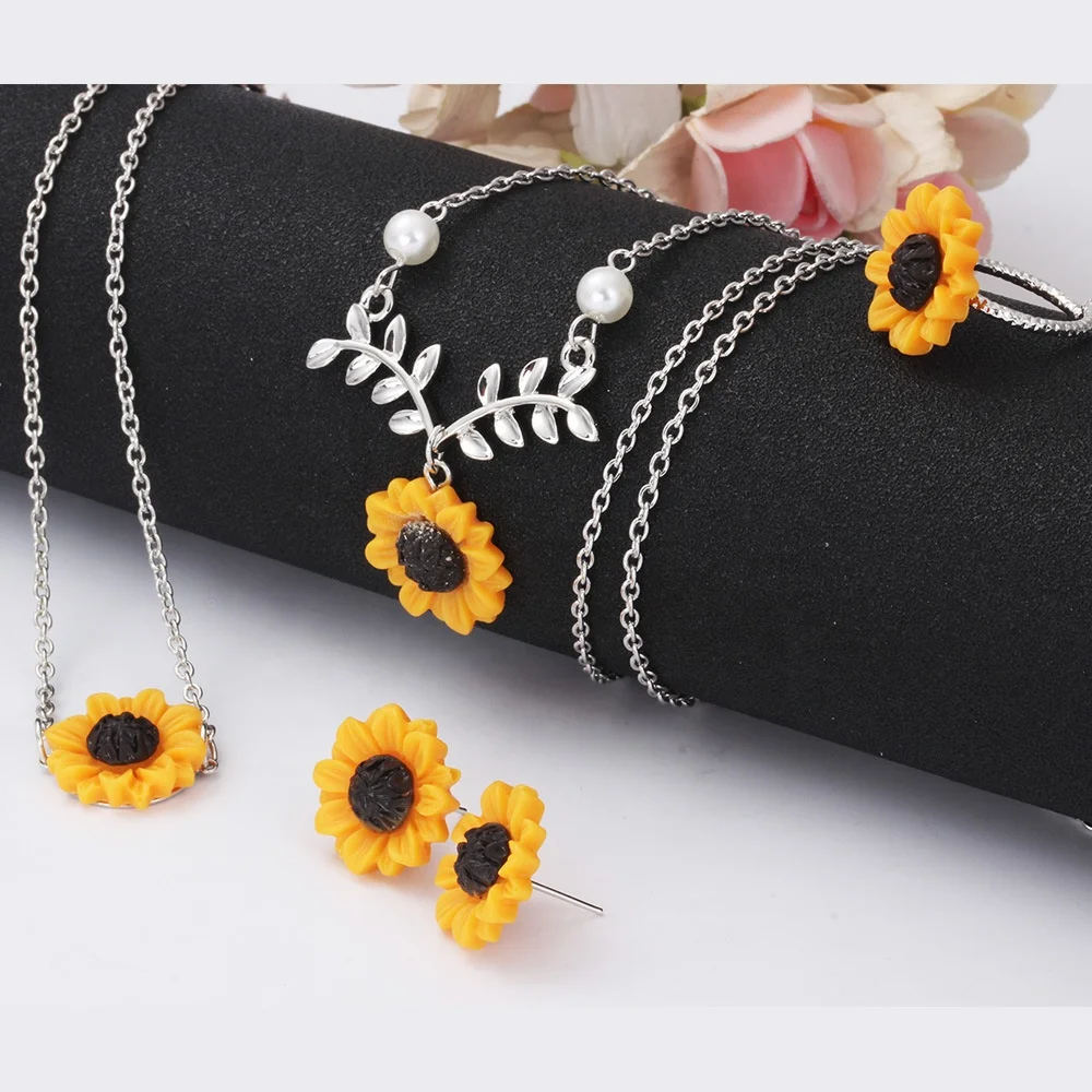 Hot Sale Women 4 pcs Jewelry Set Pearl Sun Flower Rings Earrings and Necklace Set