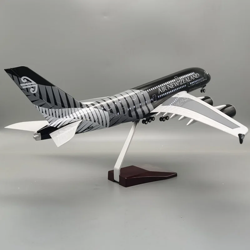 Модель воздушного 380 самолета в 1/160 масштабе 46 см