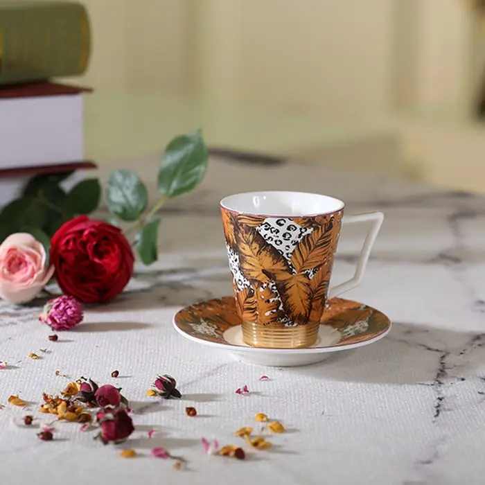 Amber Original factory highly cost effective tea set porcelain ceramic coffee and tea cup set with sacuer