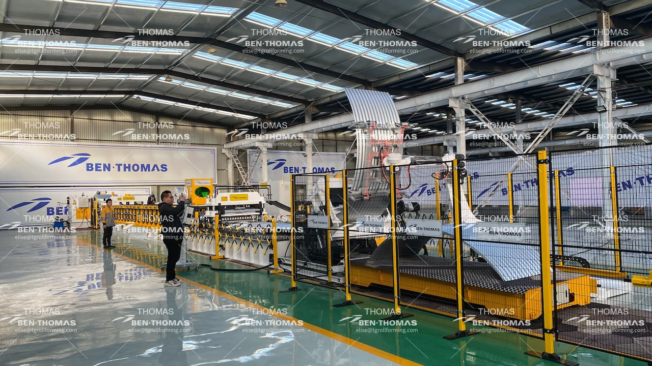Полностью автоматическая стальная машина для производства боковой гофрированной панели силоса