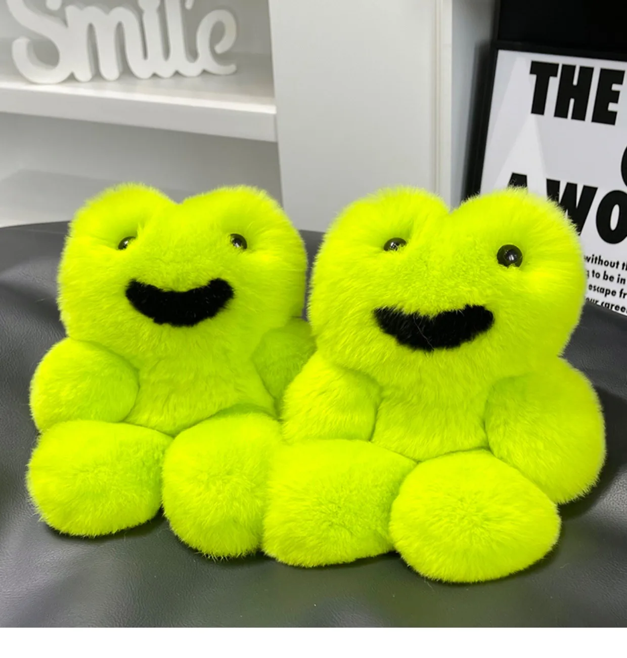 Cute Rex Rabbit Fur Frog Car Keychain Pendant Ins Plush Big Green Frog Doll Backpack Pendant Gift