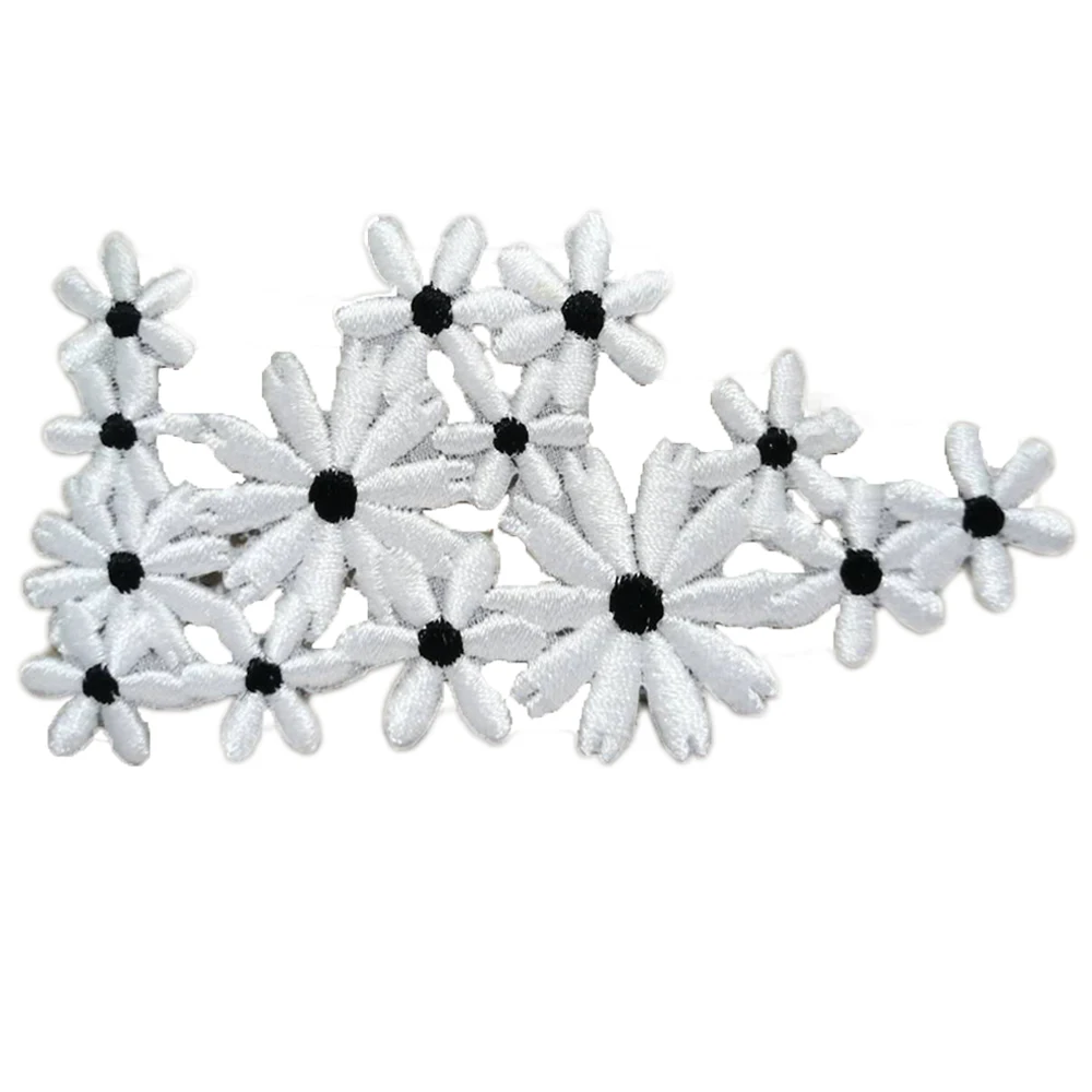 Wholesale embroidered applique flower 3d embroidered patch flower embroidery badges label tag badges rhinestones flower applique