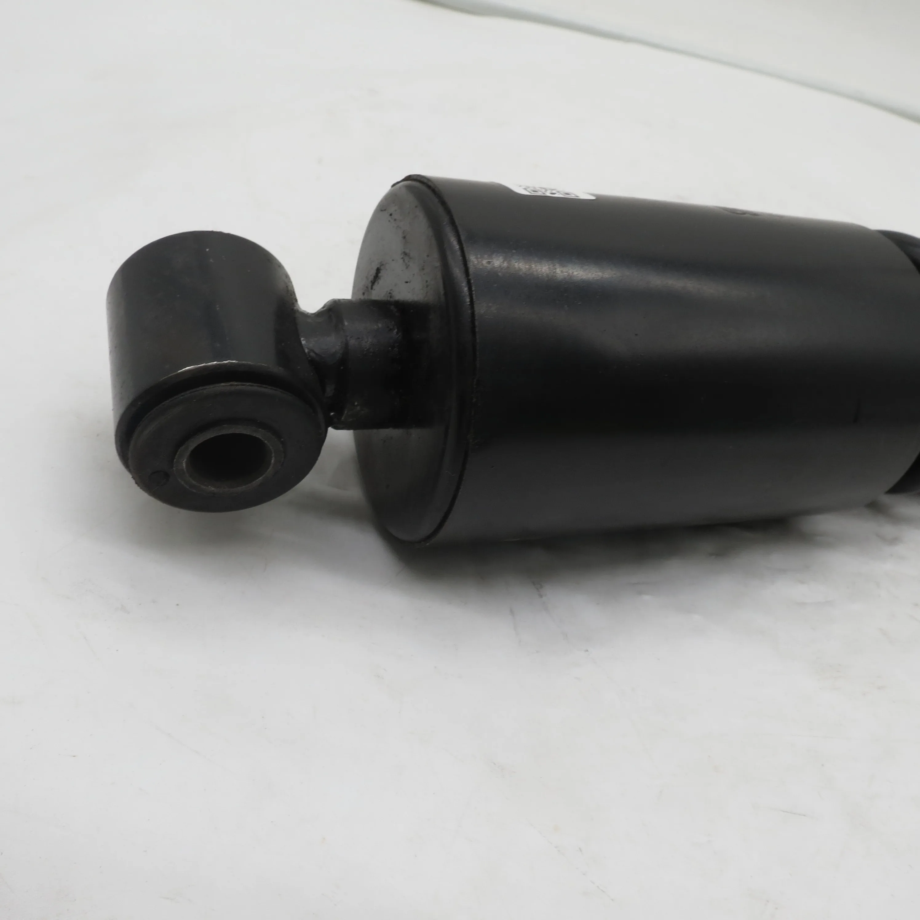 Selling  Front cab shock absorber  for truck 60153397C8