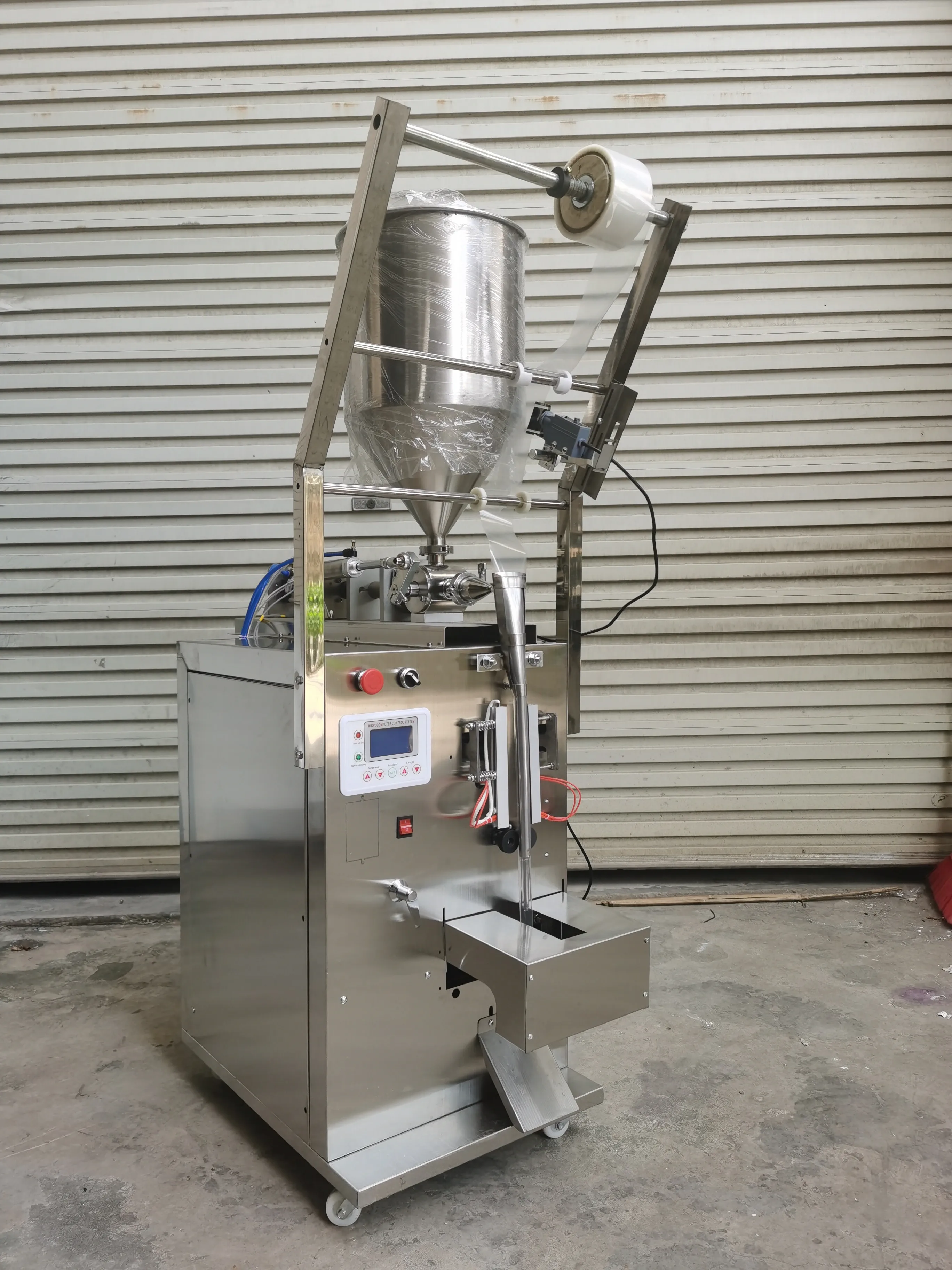 Automatic Ketchup Stick Round Corner Honey Sachet Filling Packing Machine