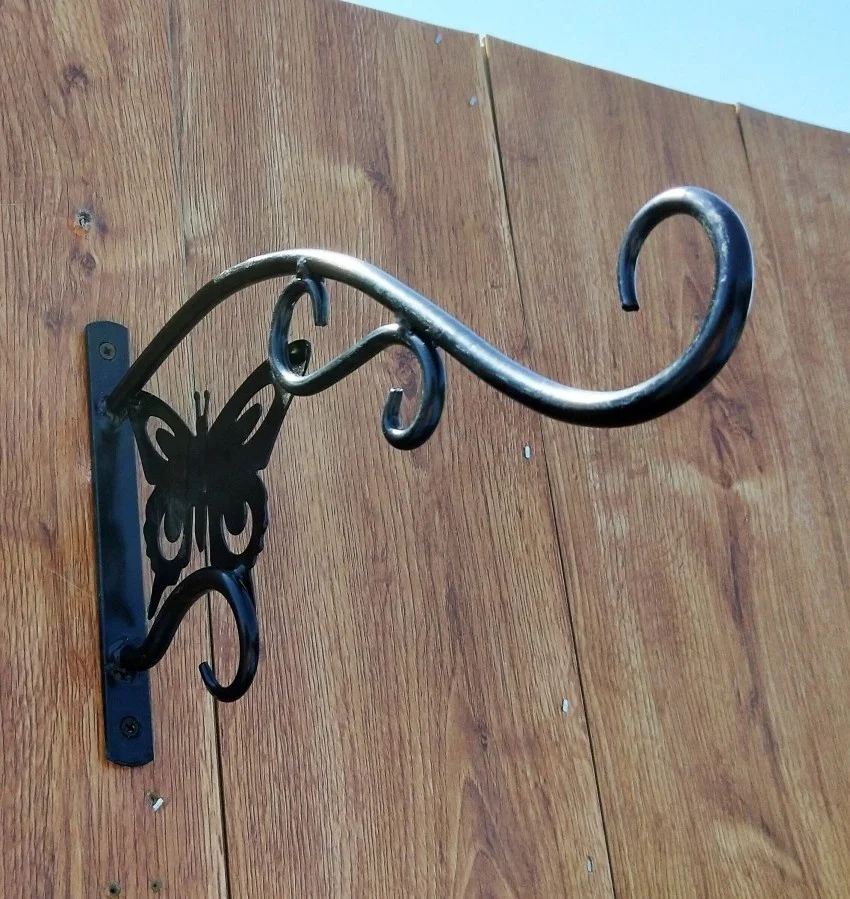 Metal Iron Wall Brackets Garden Hanging Plant Hooks Plant Hangers Bird Feeder Hooks Lantern Hangers Hanging Basket Hooks