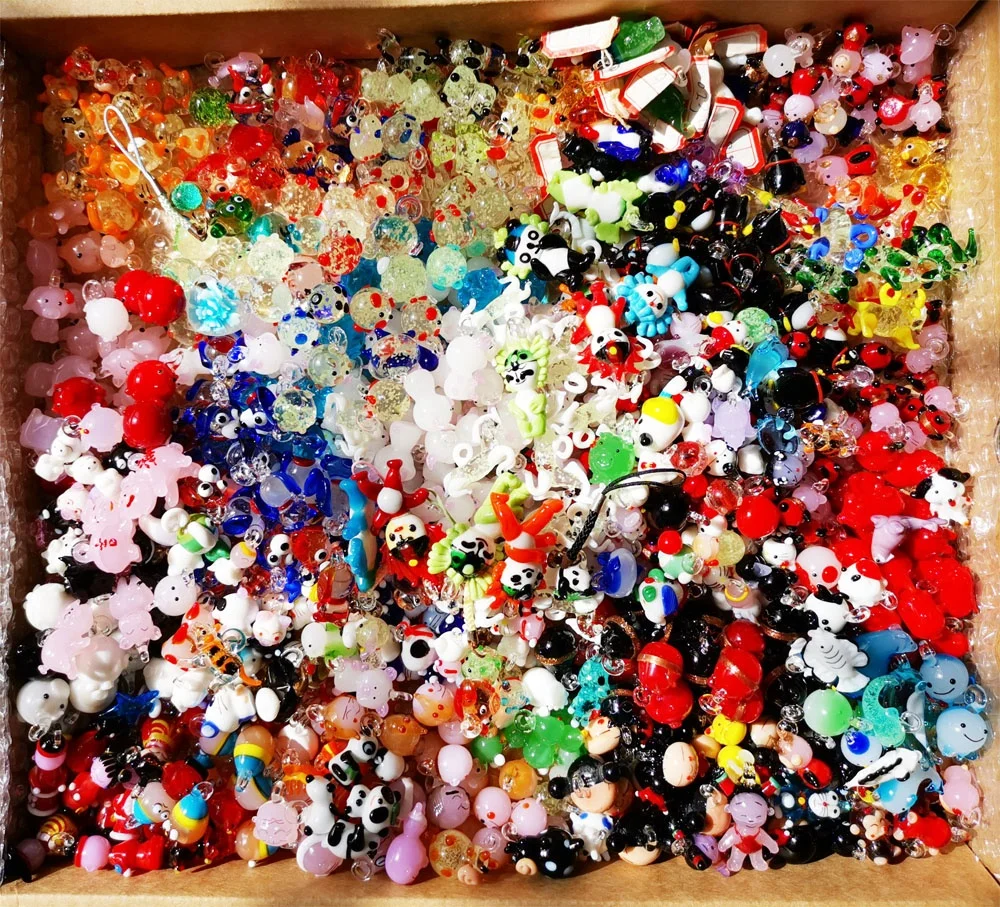 Custom Cute Small Cheap Japanese Cartoon Figurine Animal Miniature Sculpture Handmade Blown Crystal Lampwork Glass Figurines