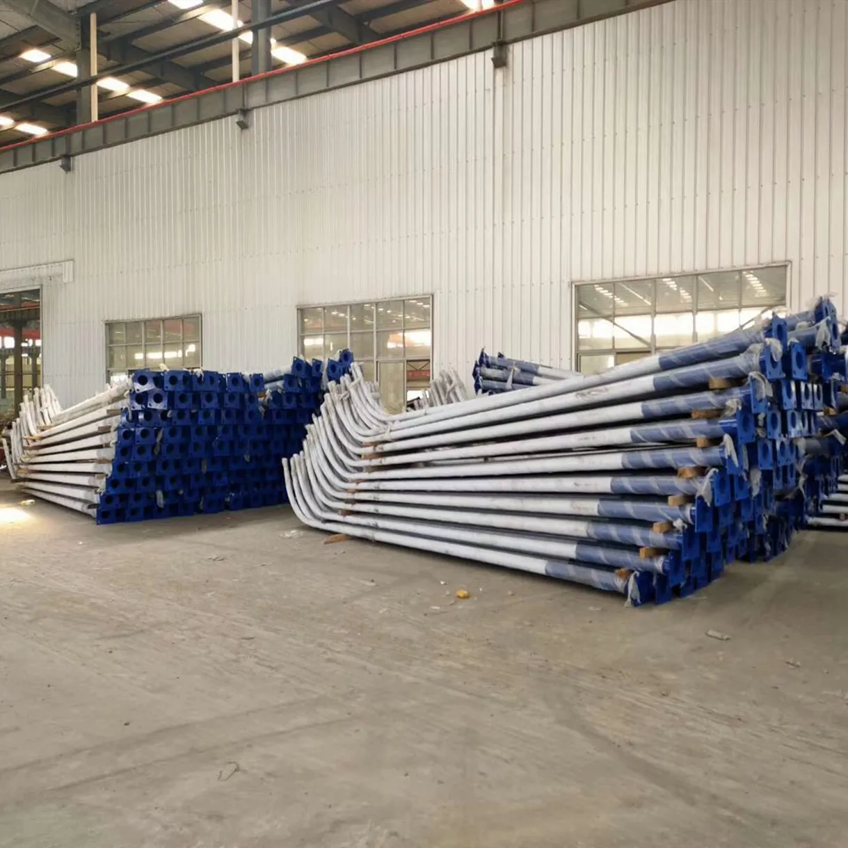 Spot road light pole LED4/5/6/8 m self-bending A-word conch arm street lamp rural community square road light pole