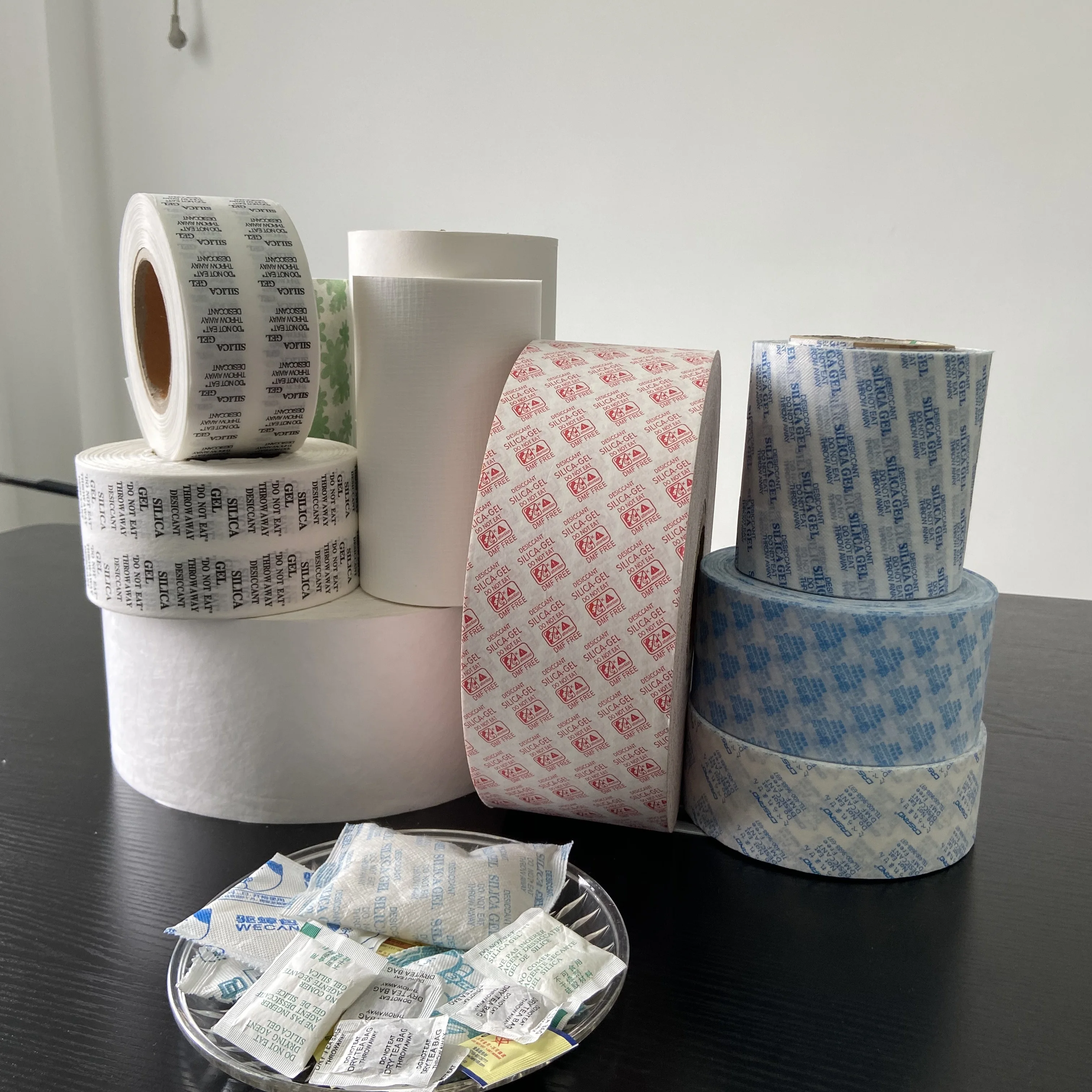 Reliable Quality Desiccant Bag Packing Activated Carbon Silica Gel Moisture Absorbing Desiccant Paper