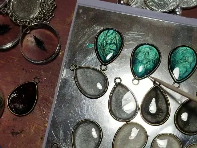 Good Quality Clear Crystal Flexible Doming Resin Uv Resistance Resin