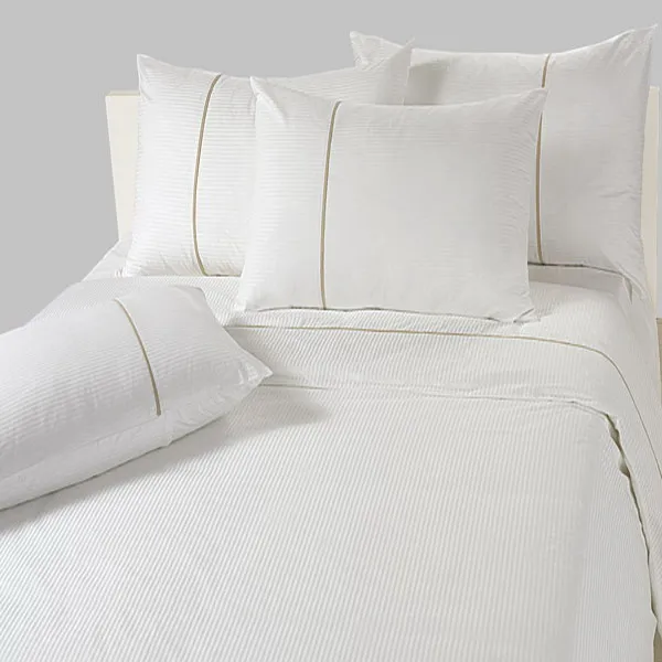 OEM Factory Direct Price Five-star Hotel Bedding Sets Hotel Linens Flat Sheets Set  White 100% Cotton Sets with 2 Pillows