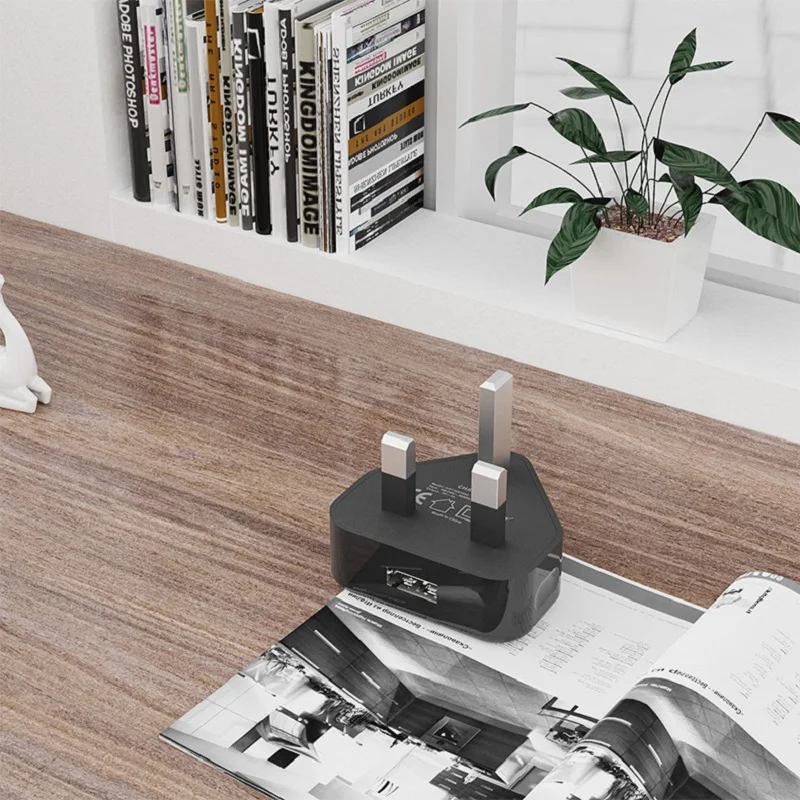 UK 5V1A Portable Pure Copper Nickel Plated Pins USB Wall Charger AC DC Power Adapter Socket Outlet Plug-In Black Color