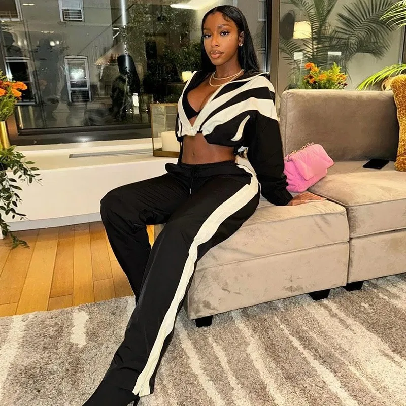 Spring splicing long sleeved short jacket and pants casual two piece women clothing set