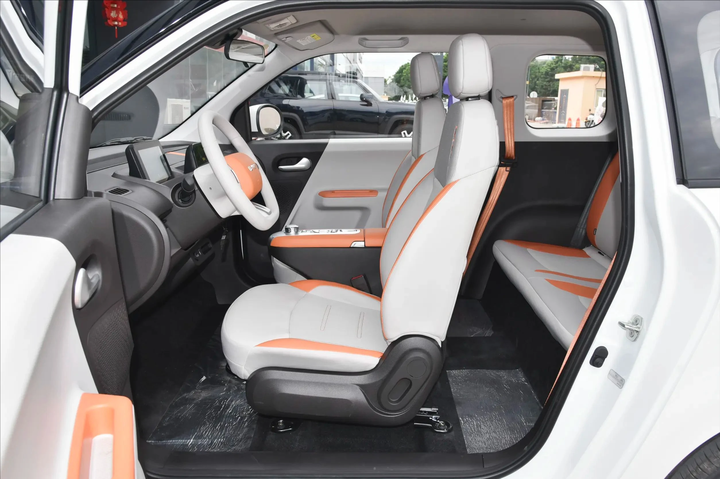 2023 Changan Lumin 301km Qihang Electric Cars Adults Vehicle Three doors Four seats Good Quality