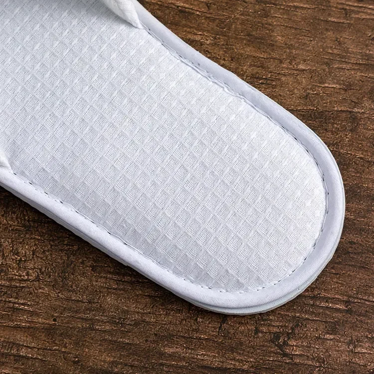luxury travel equipments eco friendly products 2024 hotel supplies disposable slippers