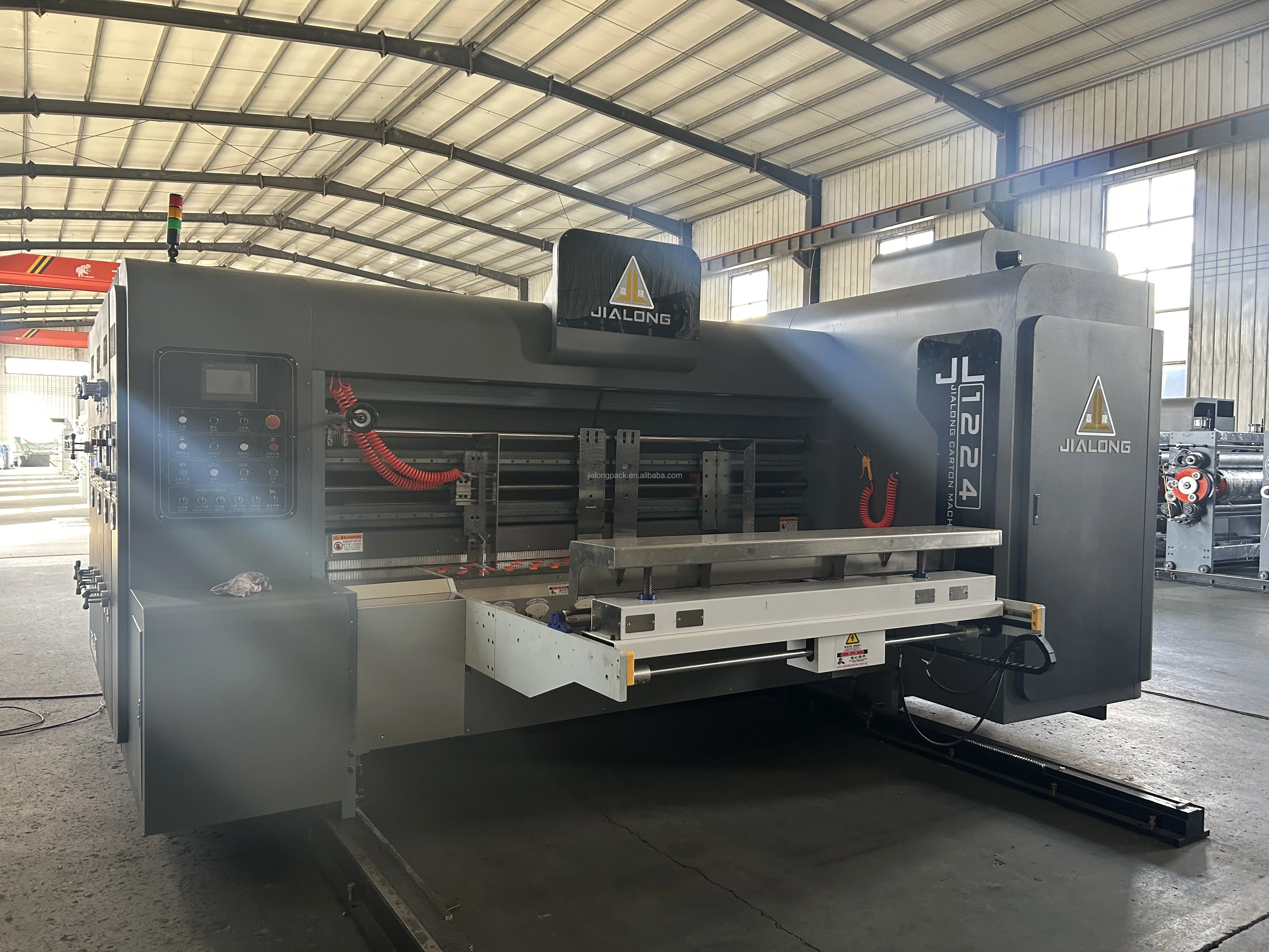 High-speed Automatic Printing Slotting Die Cutting Machine Carton Production Equipment