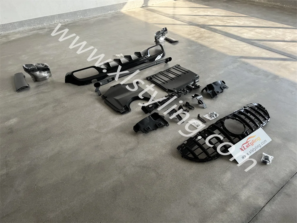 Body Kit For Mercedes Benz C-class W206 21+ AMG Front grill C63 rear diffuser with black tail exhaust pipes