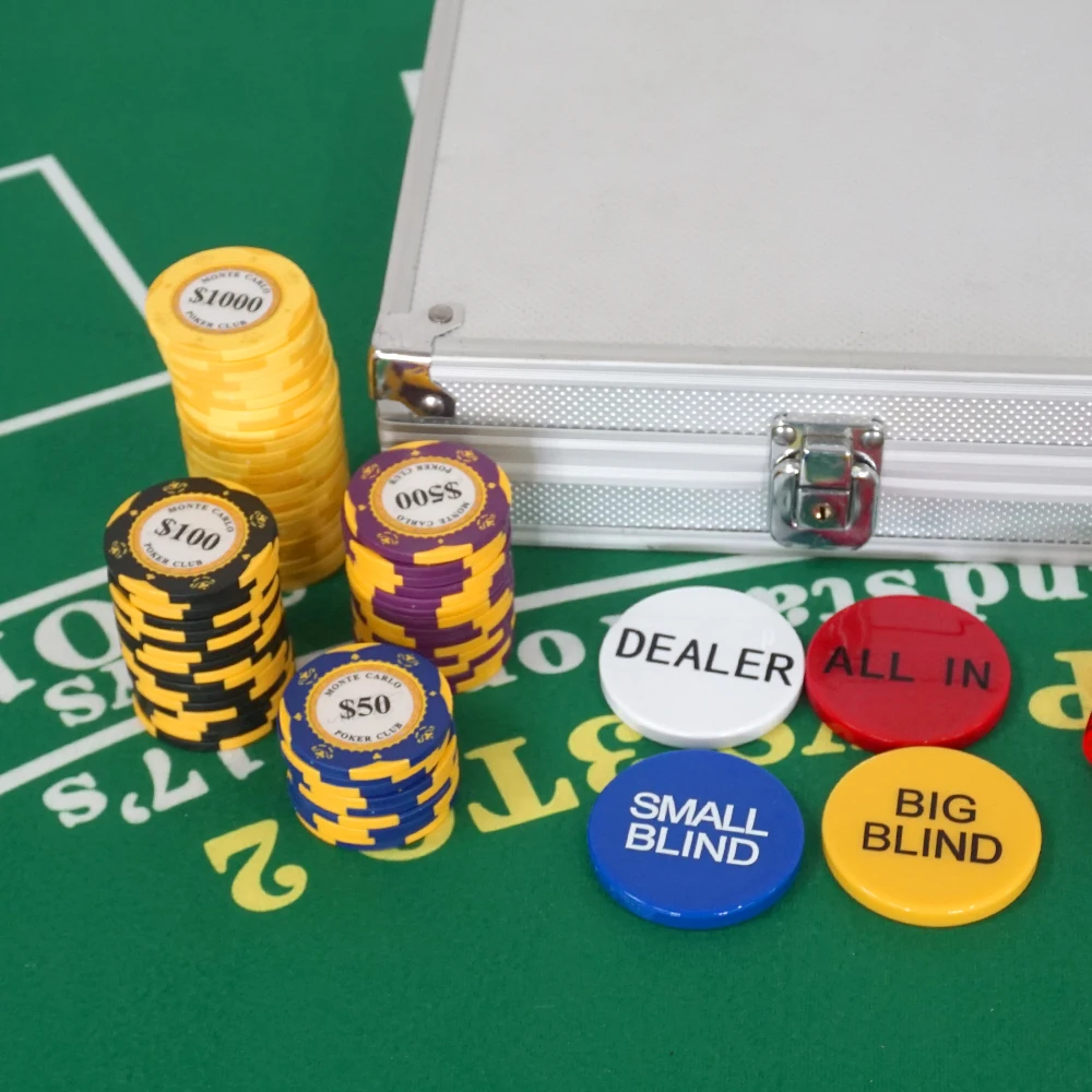 Best Selling Casino Poker Chip Set Poker Room Professional 500 Piece Dice Playing card Clay Chip Set