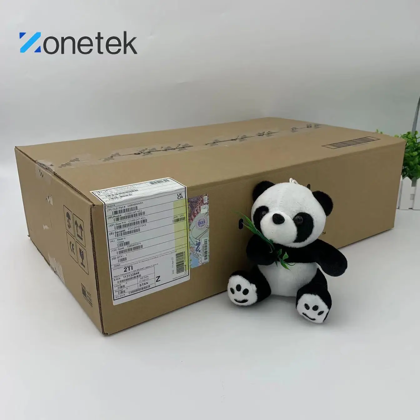 100% original new in stock 24 ports Gigabit Poe 4 x 10G SFP switch C1000-24P-4X-L