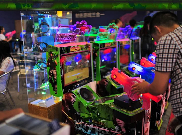Dinibao hot and cheap gun shooting simulator ultra firepower 3 IN 1 arcade shooting game machines