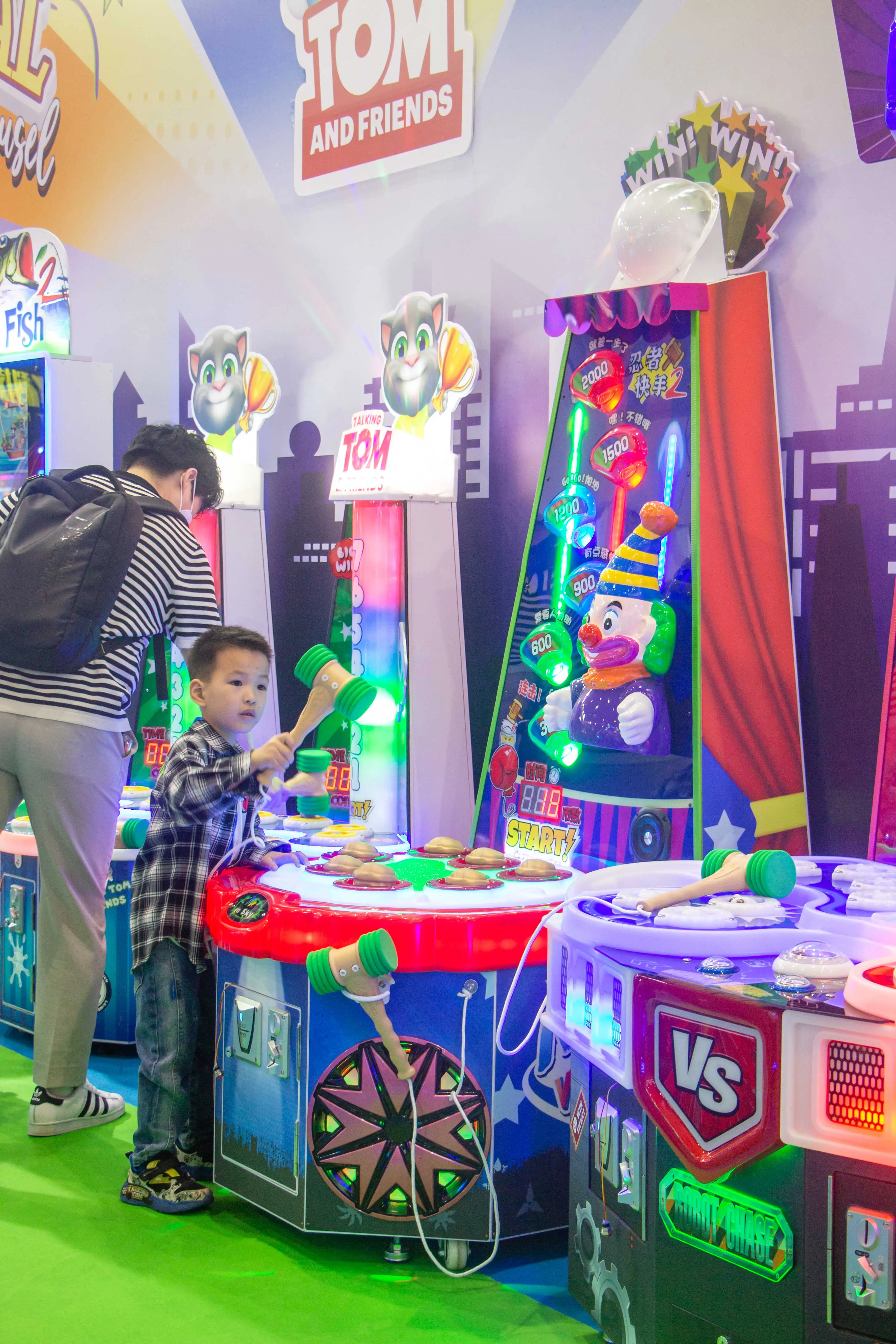 Coin-Operated Indoor Whack Mole Arcade Game Machine Family Entertainment Kids Parents Wooden Skill-Based Amusement Park