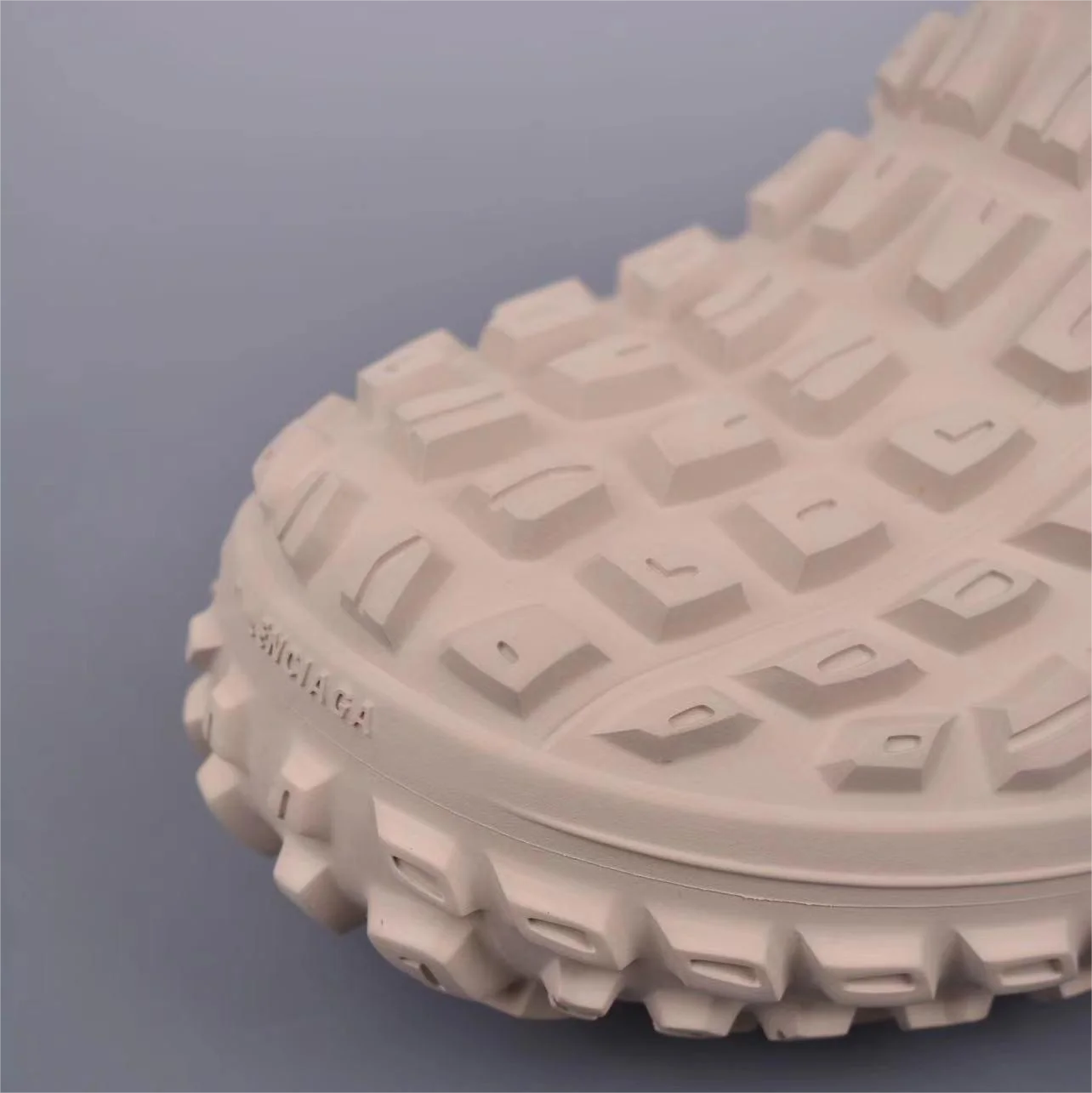 Dropshipping 2024 Hot sale shoes sports designer shoes women famous fashion sneakers slippers