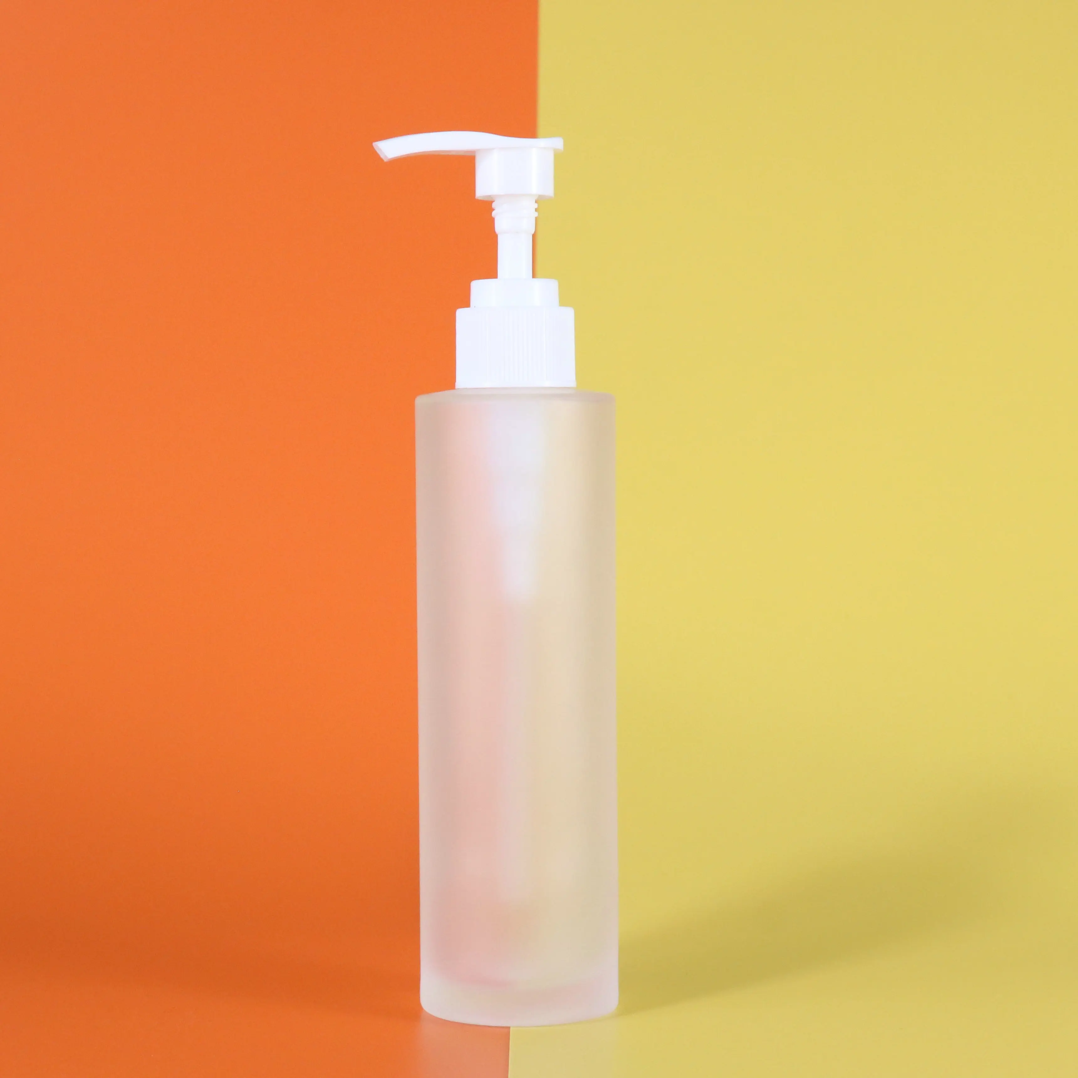 Wholesale Skin care packaging 100Ml 120Ml Frosted Glass Lotion  Container Empty Perfume Face Toner Glass Mist Spray Pump Bottle