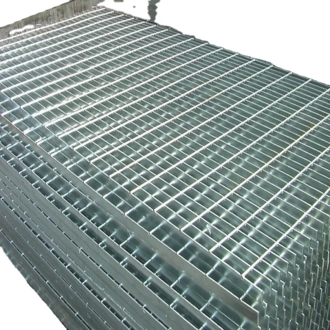 Оцинкованные напольные решетки стальные 1x6 м 1x1 1x2 простая стальная