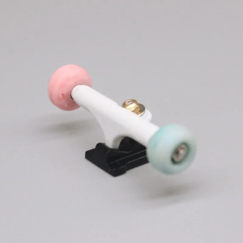 CNC process wholesale 32mm 34mm fingerboard trucks