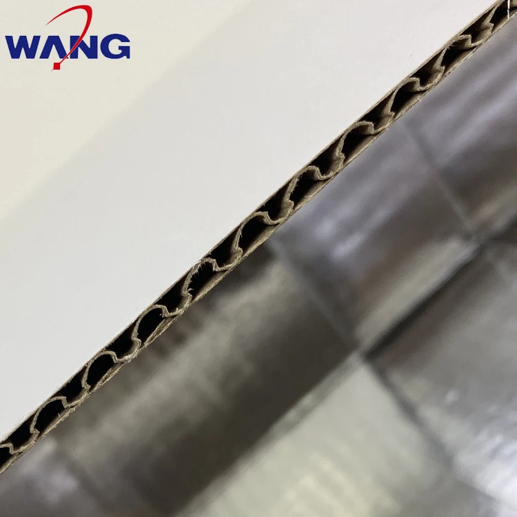 Customized Boxes Foldable Corrugated Fruit Packaging  Waterproof Carton For Banana Vegetable Gift