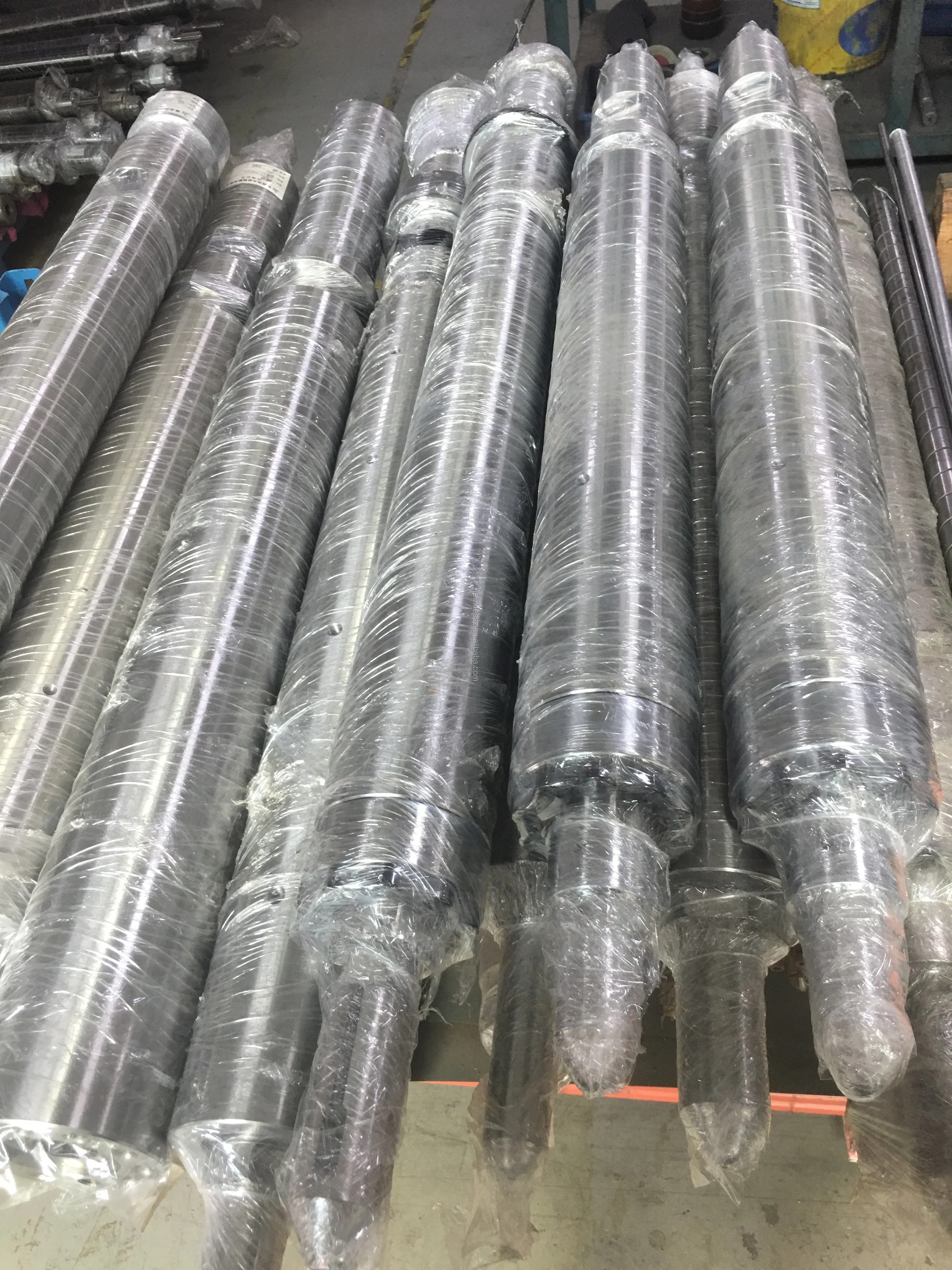 Haitian D70 injection machine screw barrel for plastic machinery