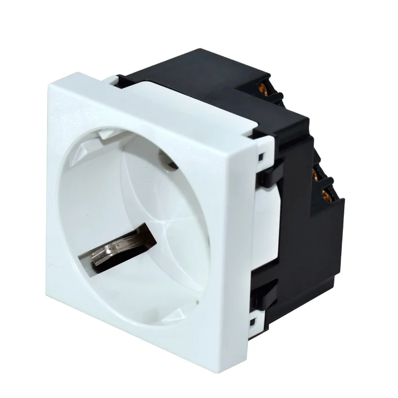 OEM/ODM NEPCI German power socket outlet 45x45 grounded 45 degree screwless XJY-QB-28 clip in 2P+E Schuko socket module 16A/250V