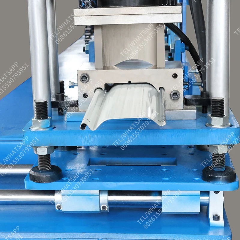 machine to make metal curtains for rolling shutter door