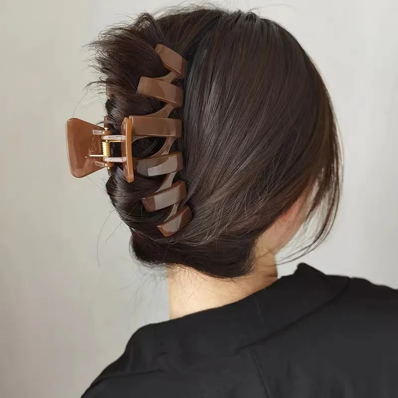 Acrylic grip large simple shark clip ins wind clip female head back clip headdress